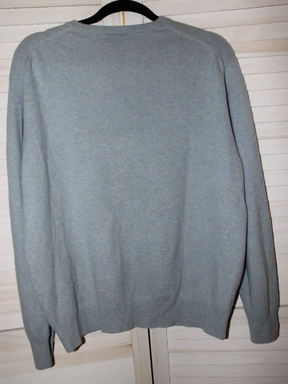 Jos A Bank 100% Cashmere Sweater Blue V-Neck Men’s LargeJos